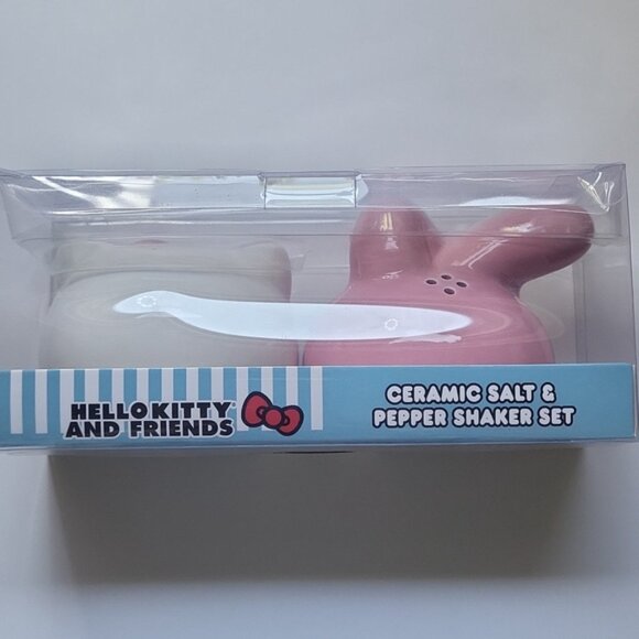 Hello Kitty & My Melody 3D Sculpted Ceramic Salt and Pepper Shaker Set – NIB - Picture 3 of 6